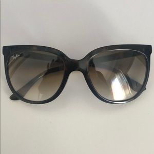 Ray-Ban RB4126 - CATS 1000